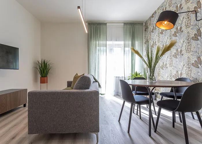 Cornelia Elegance House Rom