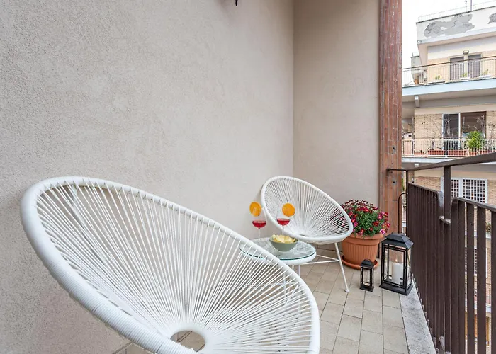 Cornelia Elegance House Rom